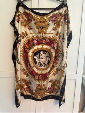 Smithsonian Institution 100% silk twill scarf